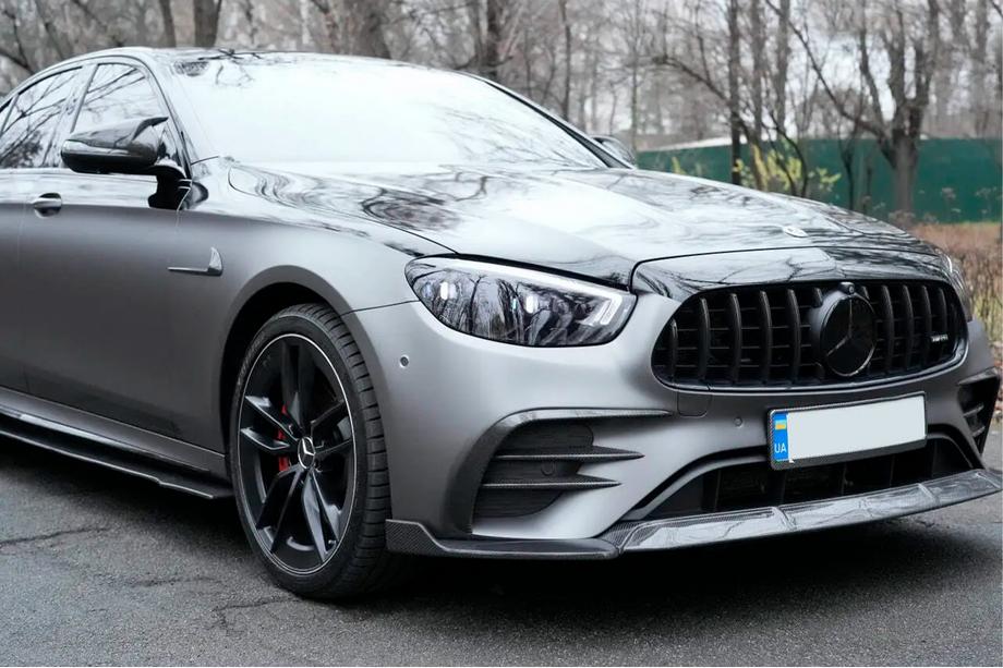 Mercedes E-class coupe C238 2016–2024 Karbonski pokrovi sprednjih blatnikov (za AMG-Line 2017-2019, Carbon) Fotografija 1