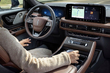 Test Lincoln Aviator 2025: Osvežen pogled na luksuz fotografija 5