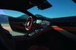 Pregled športnega kupeja Aston Martin DB12 2024 fotografija 5