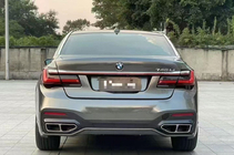 BMW serija 7 F01/F02 2008–2015 Facelift komplet za G12 M760 (brez menjave pokrova prtljažnika in zadnjih blatnikov) fotografija 5