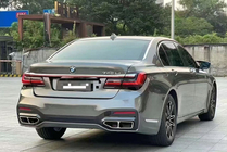 BMW serija 7 F01/F02 2008–2015 Facelift komplet za G12 M760 (brez menjave pokrova prtljažnika in zadnjih blatnikov) fotografija 4