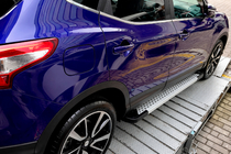 Nissan Qashqai 2014–2021 Stranske stopnice tipa X5 (2 kos, aluminij) fotografija 4