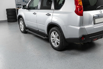 Nissan X-trail T31 2007–2014 Stranske stopnice Allmond Black (2 kosa, aluminij) fotografija 1