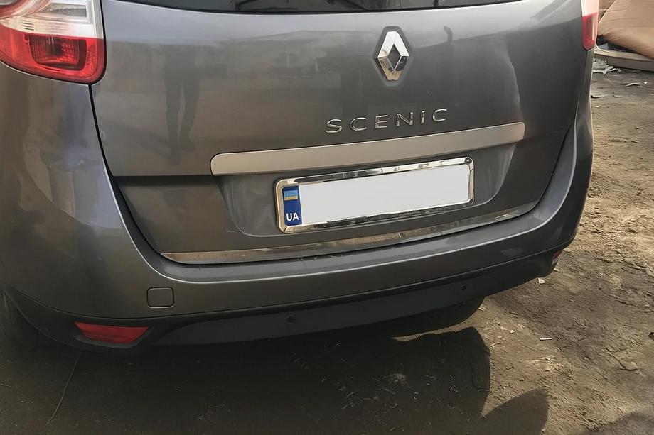 Renault Scenic/Grand 2009–2016 Nerjaveča letvica roba prtljažnika (za Grand) Image