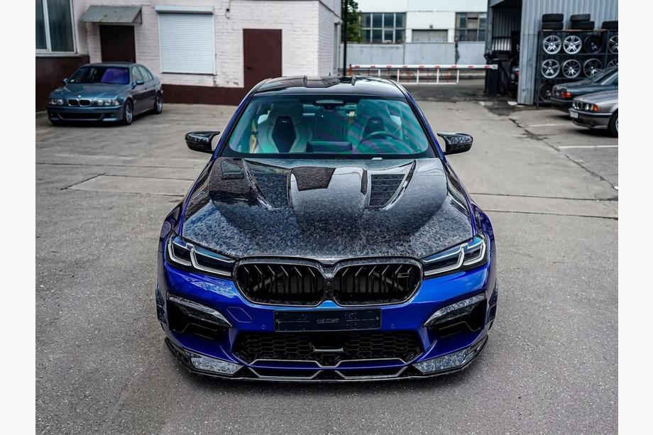 BMW serija 5 G30/G31 2017–2023 Pokrov motorja (F90-style, kalts oglek) Fotografija 1