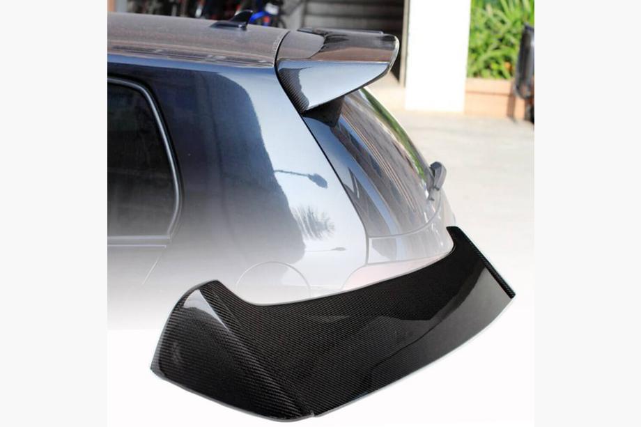 Volkswagen Golf 6 2008–2014 Spojler V3 (za GTI/R HB 2010-2013, karbon) Image