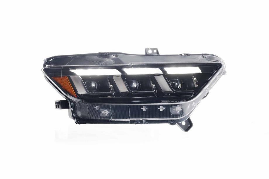 Ford Mustang 2015–2023 Sprednji žarometi Full LED (2015-2018, 2 kosa) Fotografija 2