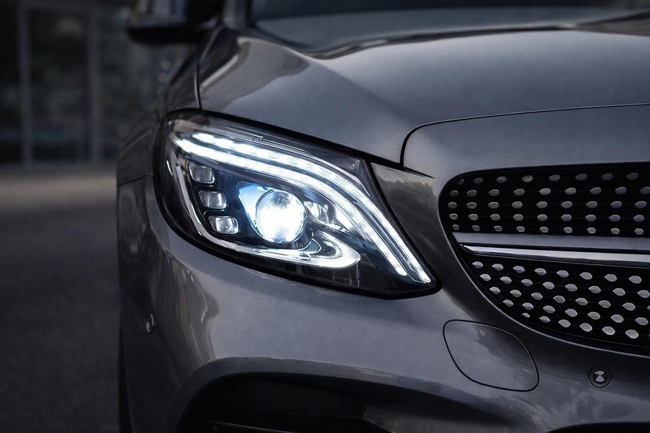 Mercedes C-class W205 2014–2021 Sprednji žarometi Maybach (2 kosa) Fotografija 2