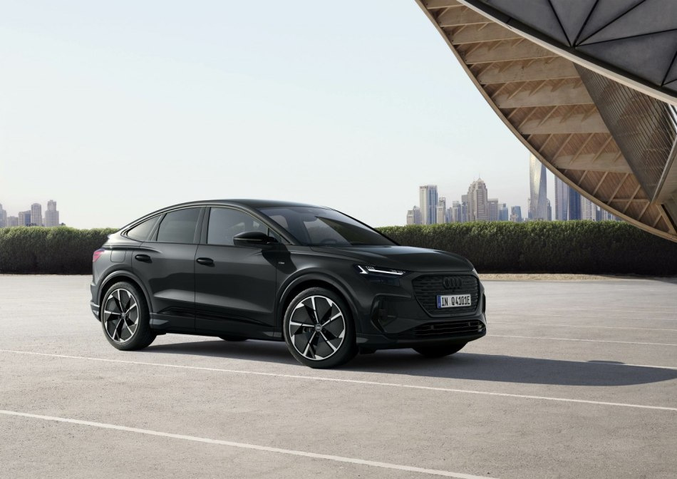 Audi Q4 Sportback e-tron: Električna eleganca in praktičnost