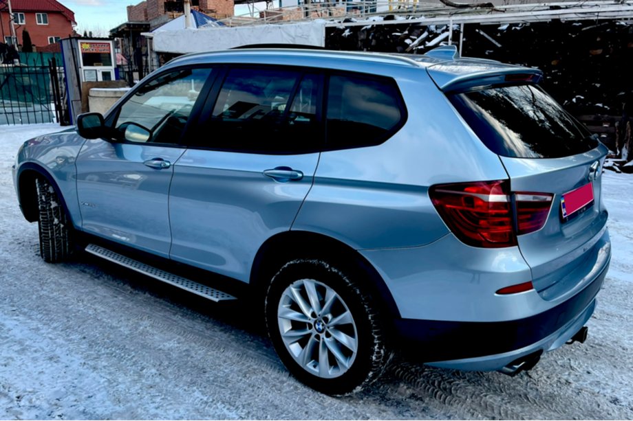 BMW X3 F25 2011–2018 Originalne bočne stopnice V1 (2 kos, aluminij) Fotografija 3
