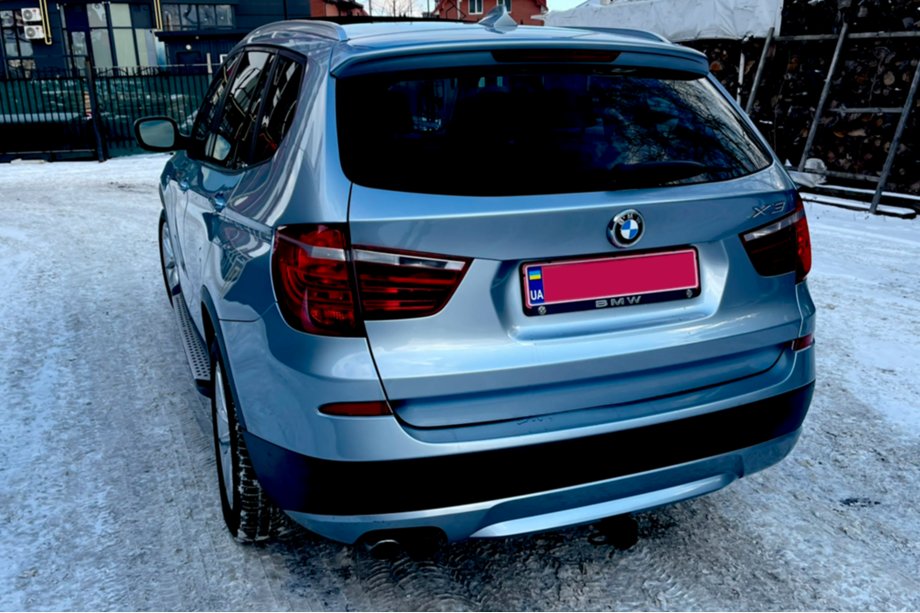 BMW X3 F25 2011–2018 Originalne bočne stopnice V1 (2 kos, aluminij) Fotografija 9