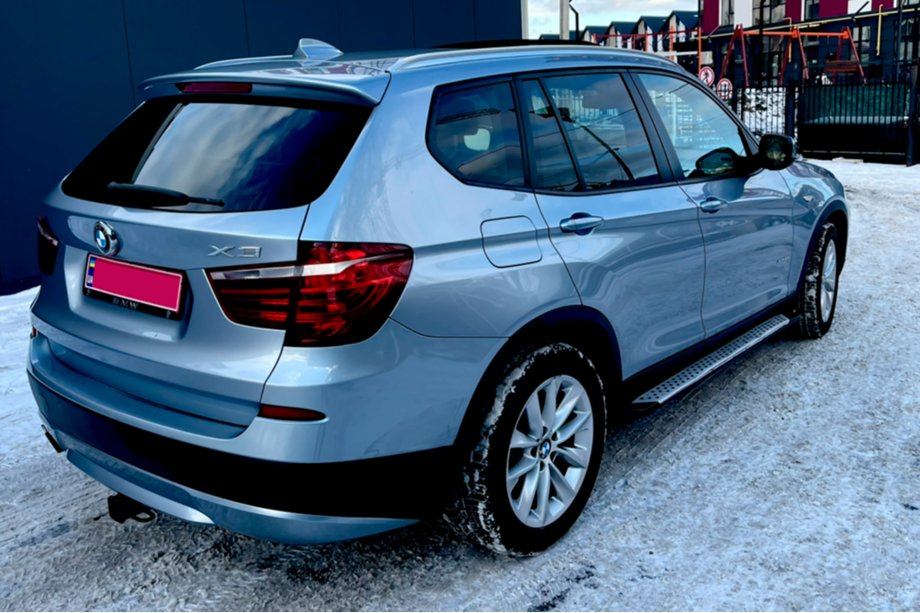 BMW X3 F25 2011–2018 Originalne bočne stopnice V1 (2 kos, aluminij) Fotografija 7