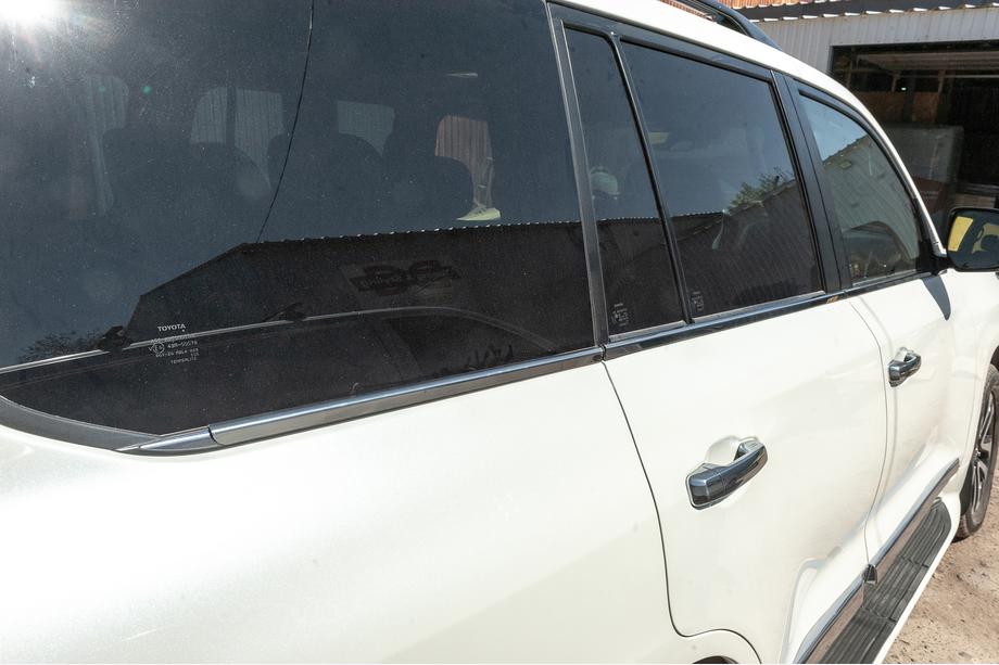 Toyota Land Cruiser 200 2007–2021 Okenske letvice (6 kos, nerjaveče jeklo) Fotografija 3