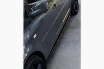 Volkswagen Caddy 2010–2015 Performance stranski pragovi (črni) fotografija 4