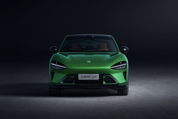 Test električnega avtomobila Xiaomi YU7: futuristični crossover z impresivnim dosegom Fotografija 3