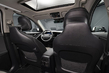 Test KIA Niro EV II: eleganten in učinkovit električni križanec fotografija 5