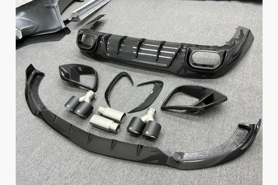 Mercedes AMG GT 4 X290 2018– BRB Carbon V2 aerodinamični komplet (za GT53 2018-2022) Image
