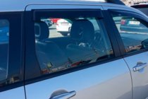Mitsubishi Outlander 2001–2006 Deflektorji oken (4 kosi, HIC) fotografija 3
