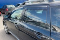 Mitsubishi Outlander 2001–2006 Deflektorji oken (4 kosi, HIC) fotografija 10