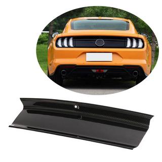 Obloga pokrova prtljažnika (Karbon) Ford Mustang 2015–2023 fotografija 1