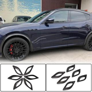 Karbonovski pokrovi prednjih blatnikov (2013-2017) Maserati Quattroporte 2013–2023 fotografija 1