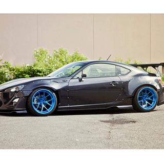Stranski pragovi V4 (Karbon) Subaru BRZ 2012–2021 fotografija 4