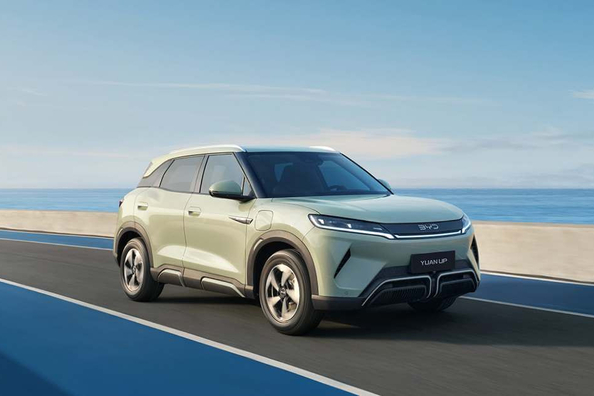 Test BYD Yuan Up: kompaktni električni križanec za mesto