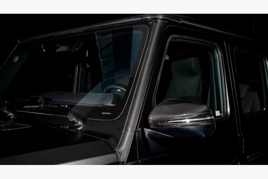 Mercedes G class W465 2025– Karbonske obloge sprednjih stebričkov in strehe Image