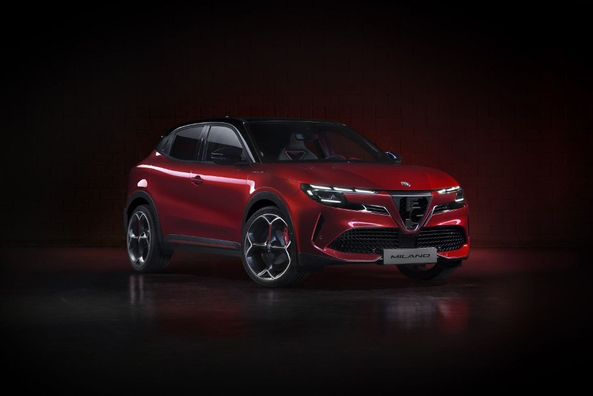 Alfa Romeo Junior Electric: pregled kompaktnega električnega križanca