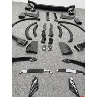 Body kit Carbon Set (za RSQ8 2024+) fotografija 3