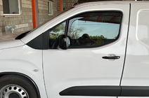 Toyota Proace City 2016– Vetrni deflektorji za okna, vstavni Niken Luxury (2 kos) fotografija 3