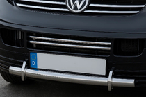 Volkswagen T5 Transporter 2003–2010 Okrasne letvice za mrežo odbijača (2 kosa, nerjaveče jeklo) OmsaLine - italijansko nerjavno jeklo fotografija 1