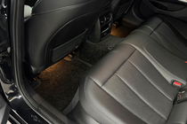 BMW serija 3 G20/G21 2018– Tekstilni avtomobilski tepihi Deluxe (Črni) fotografija 4