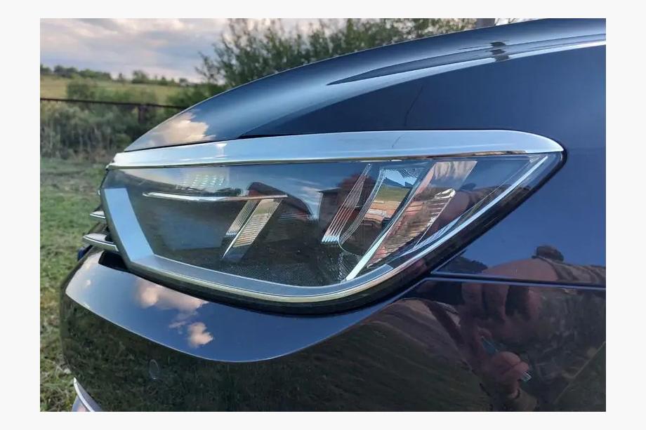 Volkswagen Passat B8 2015–2023 Kromirane obrobe žarometov (2015-2018, 2 kos, nerjavno jeklo) Image