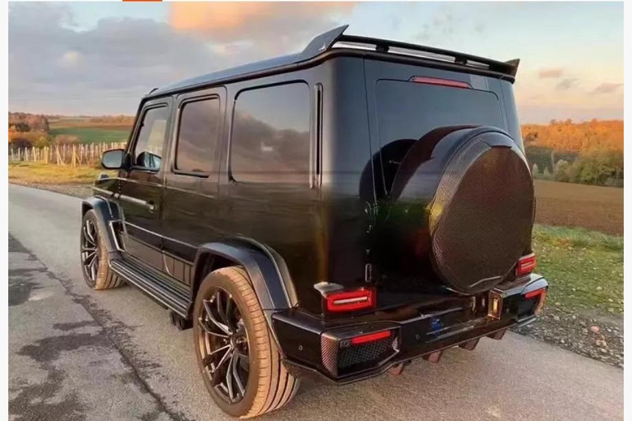 Mercedes G-Class W463 2018–2024 Difuzor zadnjega odbijača V2 (za G63 AMG, karbon) Fotografija 1