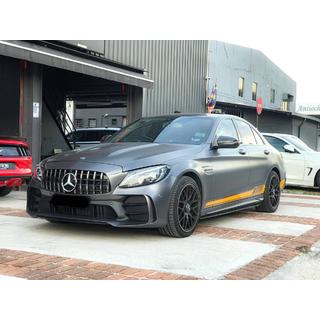 Komplet karoserijskih dodatkov z zadnjim difuzorjem (dizajn Black Mamba C63GT) fotografija 1
