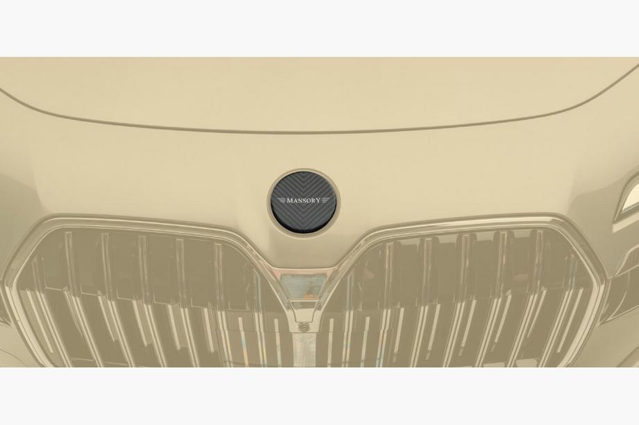 BMW serija 7 G70/G71 2022– Sprednji emblem MNSR (karbon) Image
