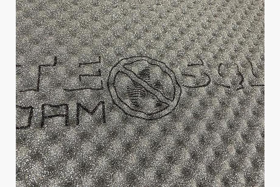 Negorljiva zvočno vpojna plošča SQL NF 15 Non flam Foam 15 mm (75x100 cm) Fotografija 5