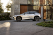 Lexus RZ450e: pregled električnega crossoverja fotografija 4