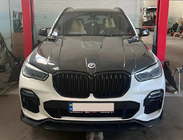 BMW X6 G06 2019–2027 Karbon pokrov motorja (G06/F96) fotografija 8
