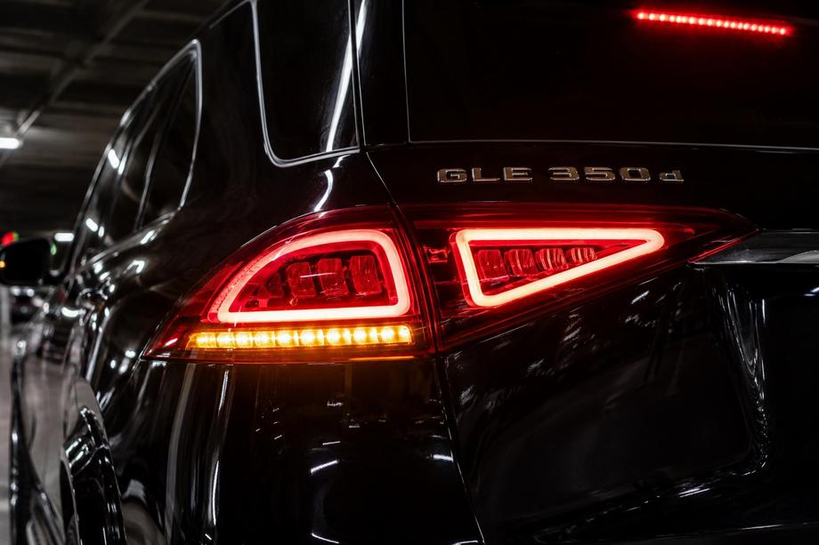 Mercedes GLE W167 2018– Zadnje luči 2018-2023 (Evropa, 2 kos) Image