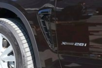 BMW X5 F15 2013–2018 Prezračevalne rešetke na blatnikih v slogu Black X5M F85 fotografija 2