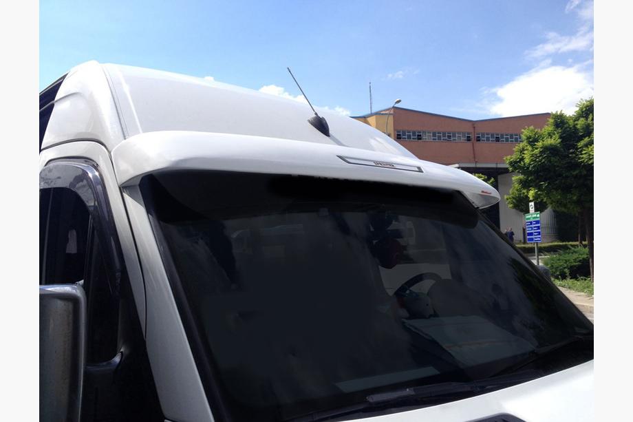 Volkswagen Crafter 2006–2016 Deflektor vetrobranskega stekla V1 (za barvanje, na lepilo) Image