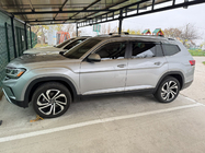 Volkswagen Atlas (Terramont) 2016– Strešni prečniki za klasične vzdolžne strešne letve brez ključavnice Flybar V1 (2 kos) do 140 cm, siva fotografija 2