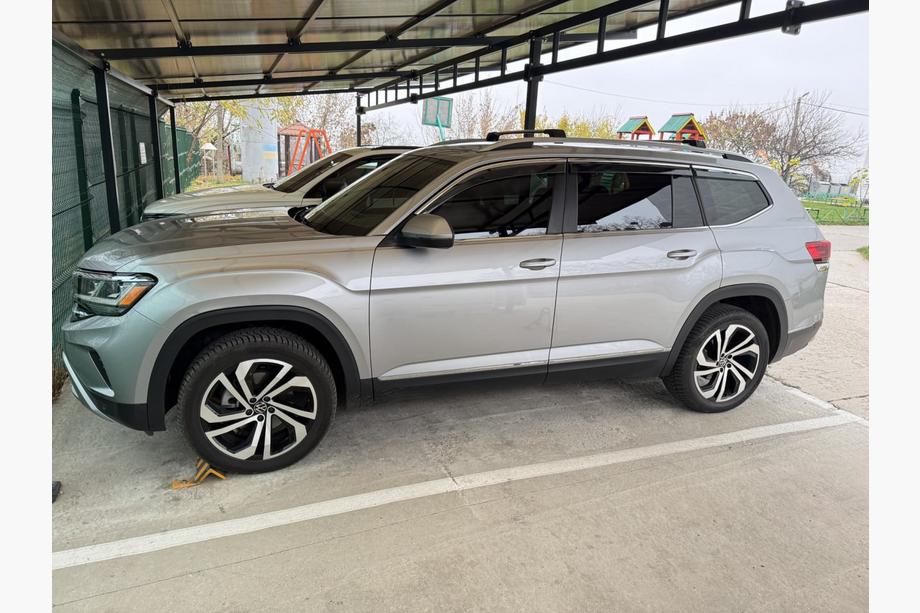 Volkswagen Atlas (Terramont) 2016– Strešni prečniki za klasične vzdolžne strešne letve brez ključavnice Flybar V1 (2 kos) do 110 cm, črna Fotografija 2