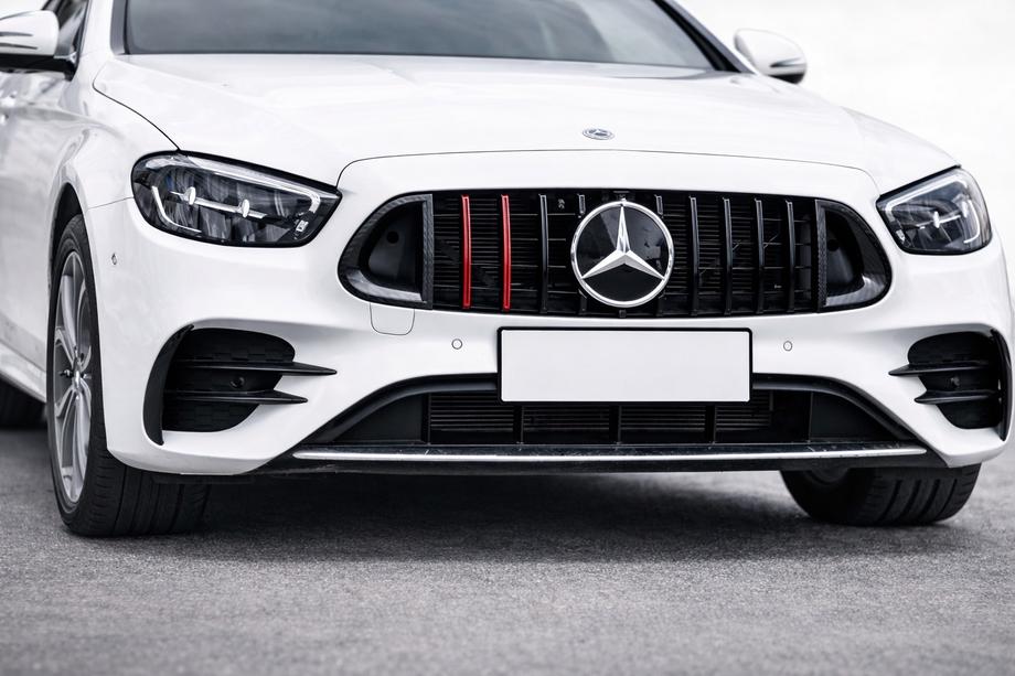 Mercedes E-class coupe C238 2016–2024 Rocket sprednja maska (za AMG Line 2020-2023) Image