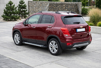 Chevrolet Trax 2012–2023 Stranski pragovi Line (2 kos, aluminij) fotografija 1