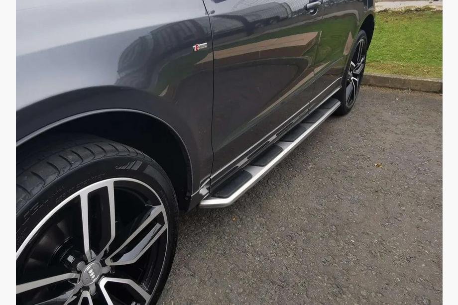 Audi Q3 2011–2019 Stranske stopnice OEM-V1 (2 kos., aluminij) Fotografija 1