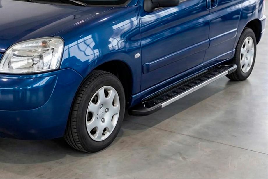 Peugeot Partner 1996–2008 Bočne stopnice RedLine V1 (2 kosa, aluminij) Image