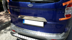 Ford Courier 2014–2023 Letvica nad registrsko tablico (nerjavno jeklo) Carmos - turško nerjaveče jeklo fotografija 1